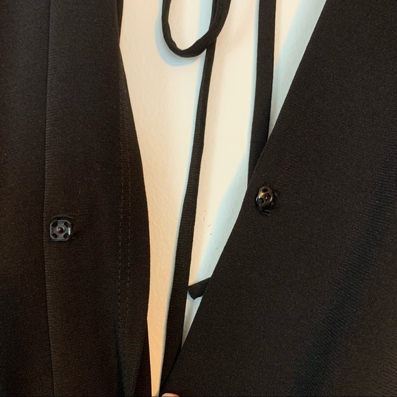 BCBGeneration Black Surplice V Neck Tie-Back Long Sleeve Bodysuit - Picture 4 of 14